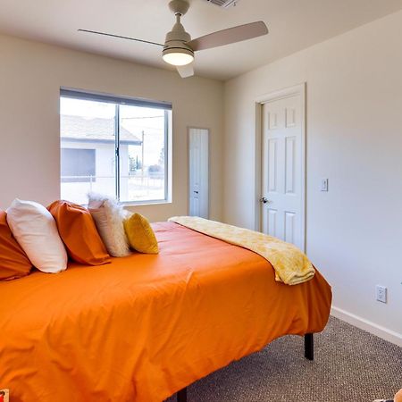 Kingman Vacation Rental With Yard And Fire Pit Luaran gambar